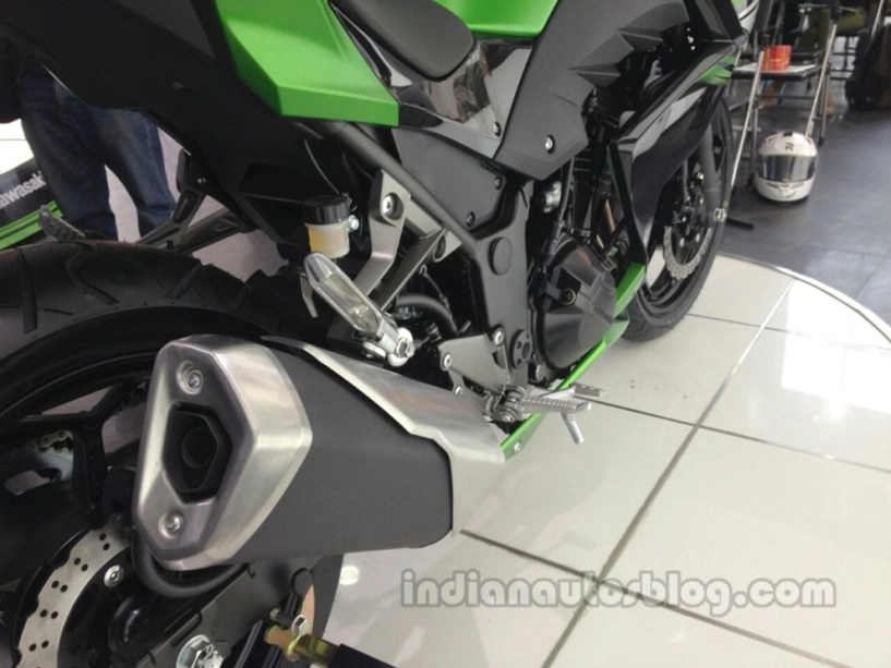 Cận cảnh kawasaki z250 vừa ra mắt giá chỉ 103 triệu đồng - 12