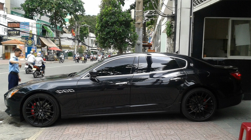 Cận cảnh maserati quattroporte sq4 2015 đầu tiên tại việt nam - 6