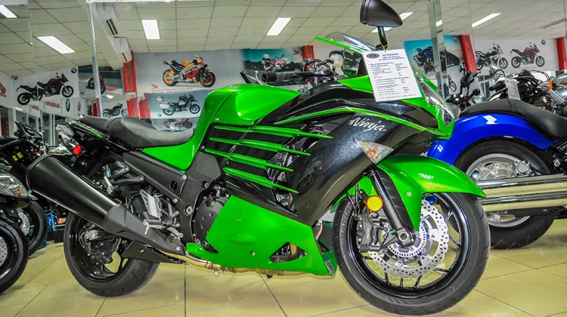 Cận cảnh siêu xe kawasaki ninja zx-14r abs 2015 tại hà nội - 3