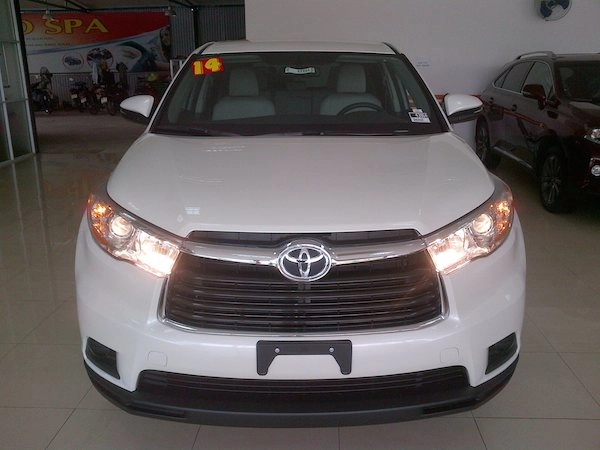 Cận cảnh xe 7 chỗ toyota highlander 2014 tại việt nam - 10