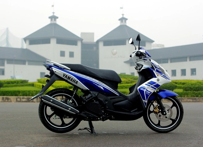 Cận cảnh yamaha nouvo gp 2014 mới - 3