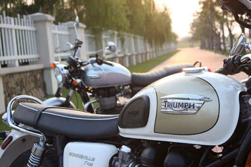 Cặp đôi triumph bonneville 2014 đầu tiên về việt nam - 13