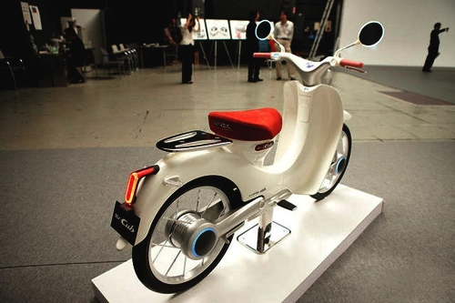 Chiếc honda ev-cub của tương lai - 3