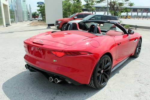 Chiêm ngưỡng jaguar f-type v8 r mui trần độc nhất ở sài gòn - 8