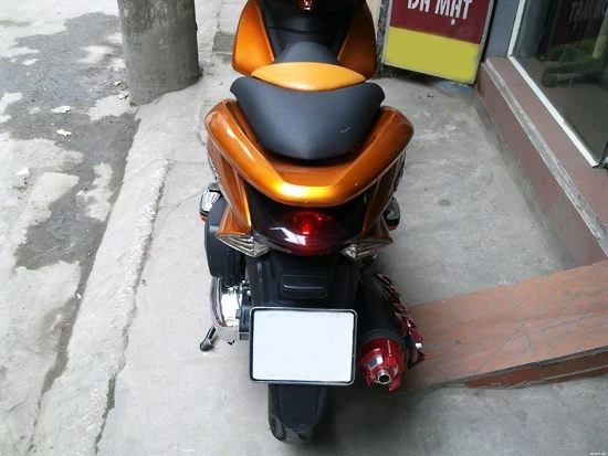 Chói chang với chiếc honda pcx độ cam lè - 6