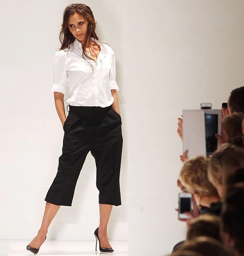 Chồng con tới ủng hộ victoria beckham ra mắt bst mới - 5