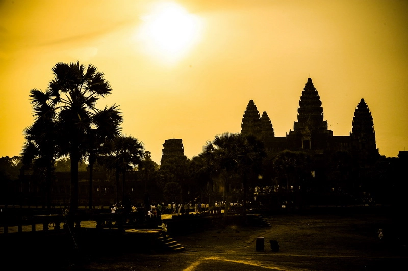 Chùm ảnh angkor wat kỳ bí trong ánh bình minh - 1