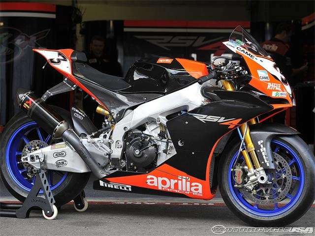 Chùm ảnh aprilia racing rsv4r world superbike - 7