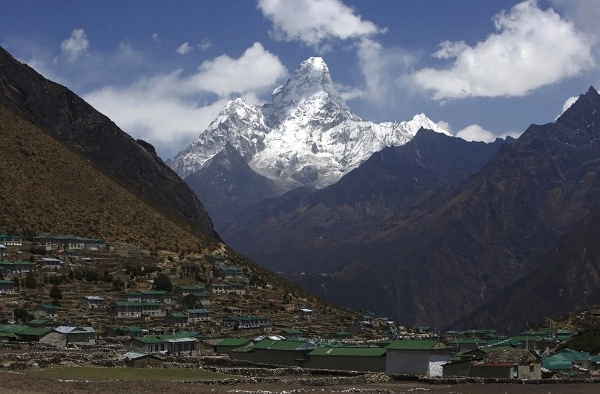 Cuộc sống trên nóc nhà thế giới nepal - 1