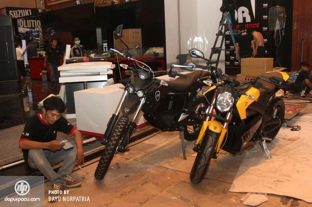 Dàn xế khủng hùng hậu trước giờ khai mạc triển lãm môtô indonesia - 7