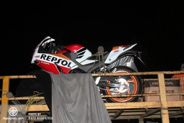 Dàn xế khủng hùng hậu trước giờ khai mạc triển lãm môtô indonesia - 30