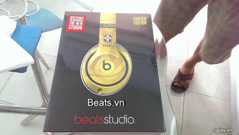 Đập hộp beats studio brazil đầu tiên tại việt nam - 5