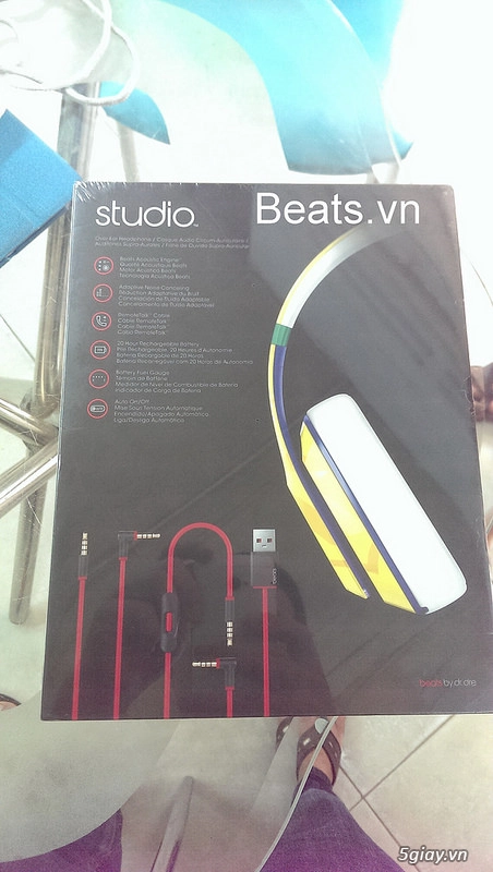 Đập hộp beats studio brazil đầu tiên tại việt nam - 7