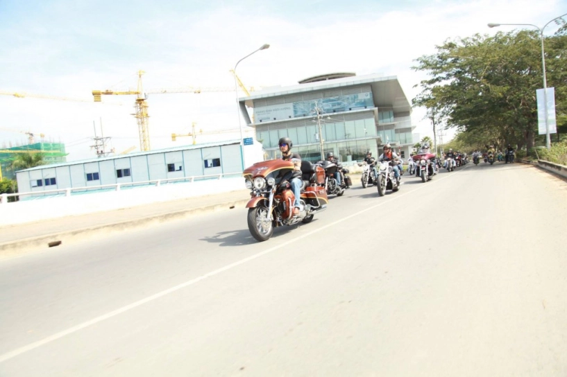 Đoàn motor diễu hành tại sài gòn trong ngày bế mạc bike week 2014 - 36
