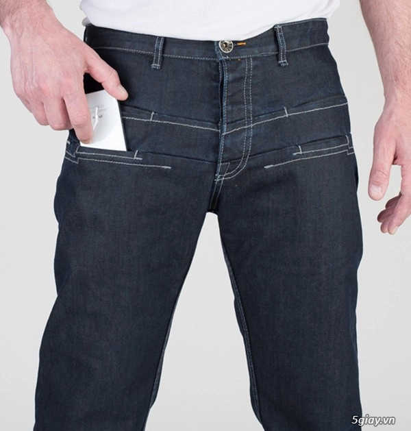 Độc đáo quần jeans chuyên dụng cho người dùng iphone - 4