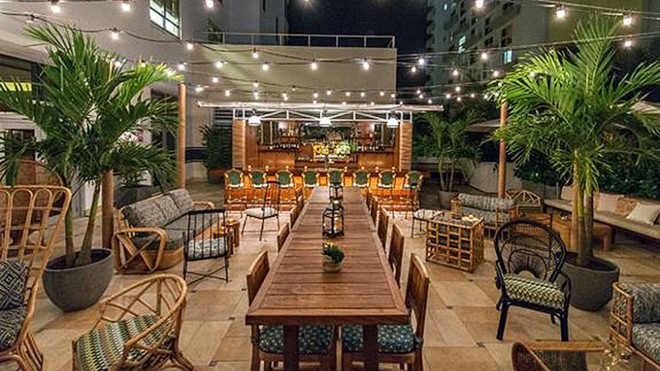 Du lịch mỹ 7 quán bar đẹp và thu hút khách ở miami - 3