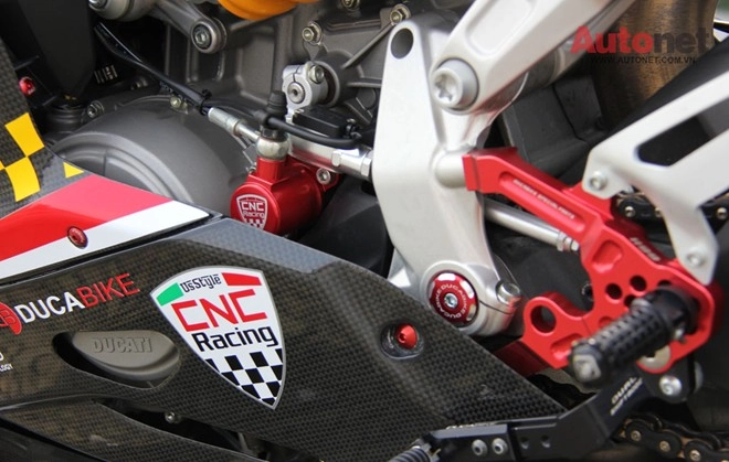 Ducati 1199 độ độc từ bàn tay thợ việt - 15