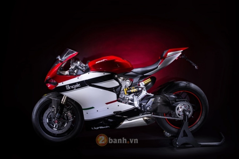 Ducati 1199 panigale độ đẹp tuyệt hảo với phiên bản lightech - 1