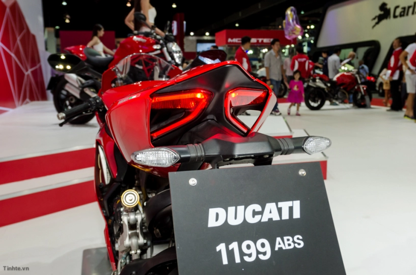 Ducati 1199 panigale s khác gì so với bản superleggera - 9