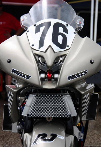 Ducati 848 độ độc nhất vô nhị - 2