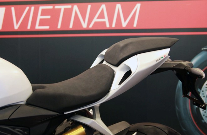 Ducati 899 panigale chính hãng đầu tiên tại việt nam - 13