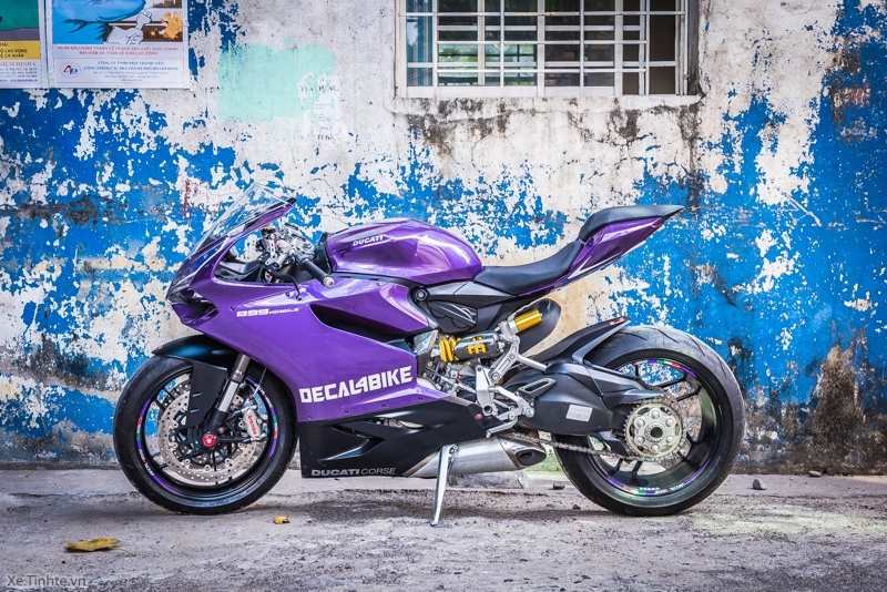 Ducati 899 panigale màu tím mộng mơ của decal4bike - 21