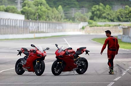 Ducati 899 panigale sẽ được bán với giá 577 triệu đồng tại việt nam - 1