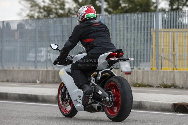 Ducati 959 panigale chính thức lộ diện - 11