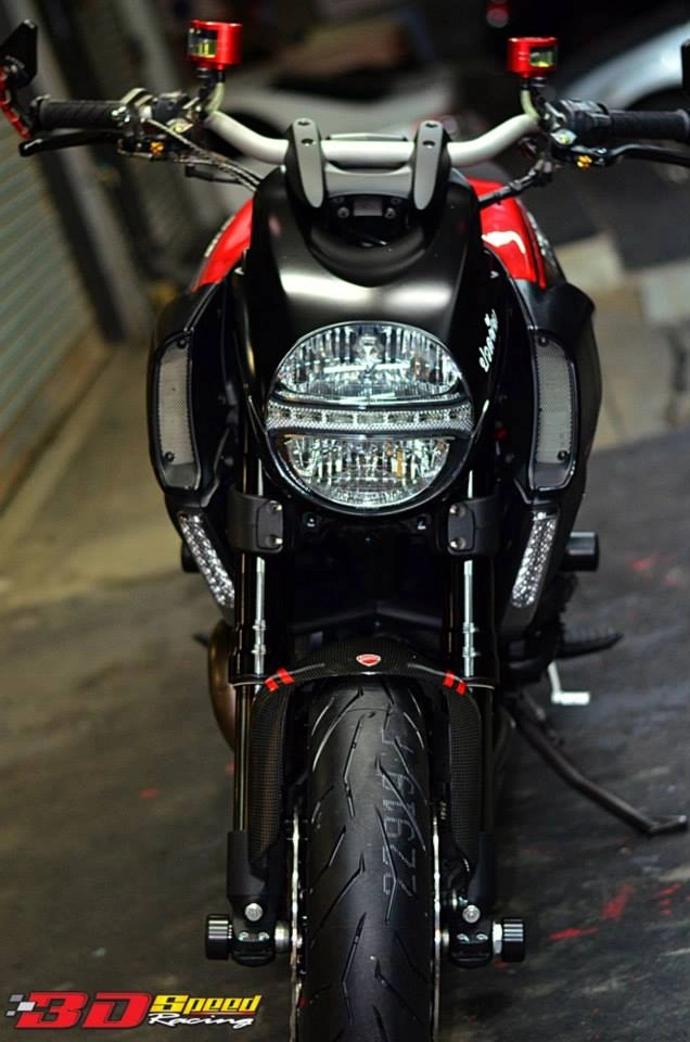Ducati diavel 2015 độ siêu khủng với phiên bản carbon red - 3