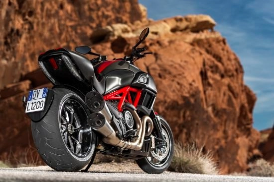 Ducati diavel 2015 - dòng xe cơ bắp của người ý - 4