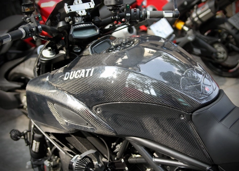 Ducati diavel bản độ full carbon của biker việt nam - 10