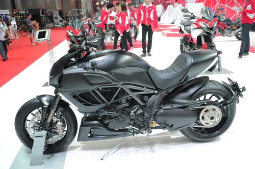 Ducati diavel dark 2014 bí ẩn đến từ bóng đêm - 6