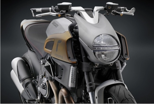 Ducati diavel độ full option đồ chơi rizoma - 2
