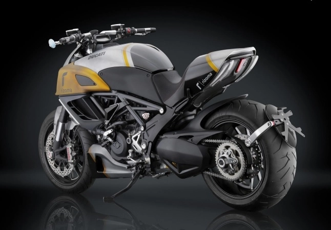 Ducati diavel độ full option đồ chơi rizoma - 7