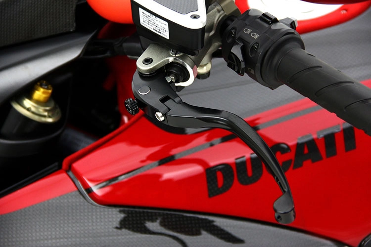 Ducati diavel độc đáo và phá cách - 7