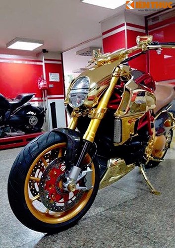 Ducati diavel mạ vàng 24k kịch độc tại hà nội - 2