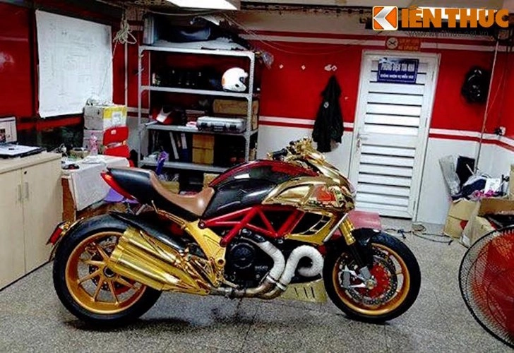 Ducati diavel mạ vàng 24k kịch độc tại hà nội - 3