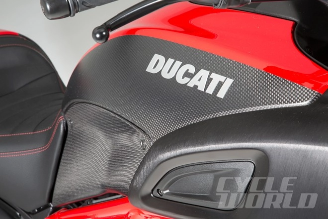 Ducati giới thiệu mẫu diavel 2015 - 12