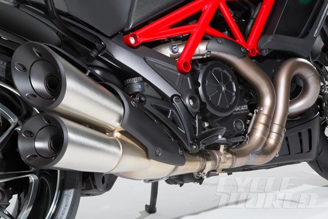 Ducati giới thiệu mẫu diavel 2015 - 11