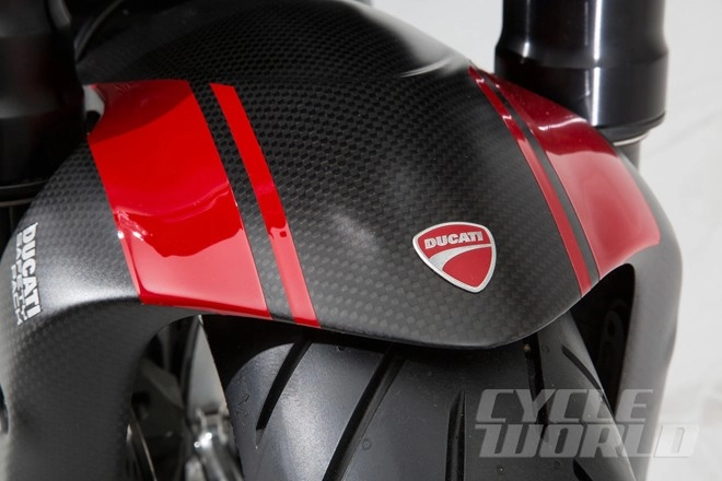 Ducati giới thiệu mẫu diavel 2015 - 14