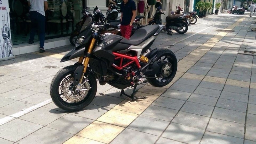 Ducati hypermotard 2014 khủng của người việt - 6