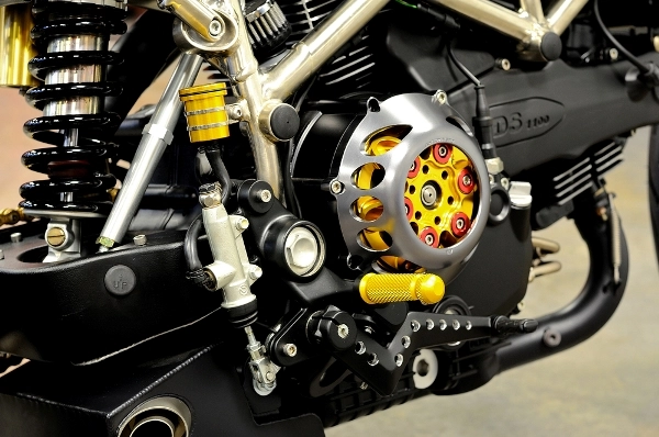 Ducati hypermotard cứng cáp với bản độ từ c2 design - 7