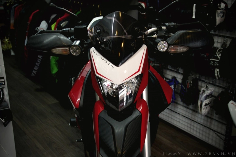 Ducati hyperstrada lung linh khoe sắc - 3
