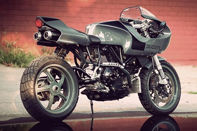 Ducati mh900e chiếc xe đua cổ với vẻ đẹp không thể cưỡng lại - 2