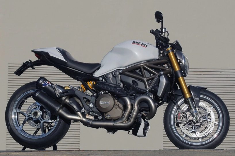Ducati monster 1200 s - 5