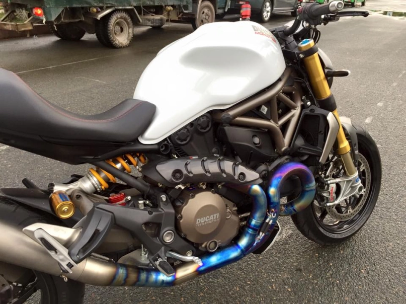 Ducati monster 1200s 2015 độ chất với pô akrapovic full system titanium - 3