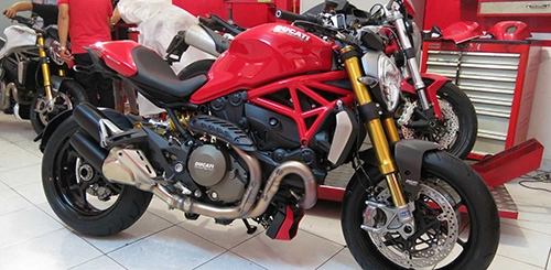 Ducati monster 1200s xuất hiện tại việt nam - 1