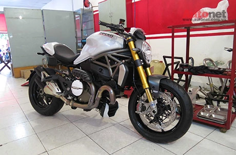 Ducati monster 1200s xuất hiện tại việt nam - 4