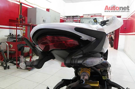 Ducati monster 1200s xuất hiện tại việt nam - 12