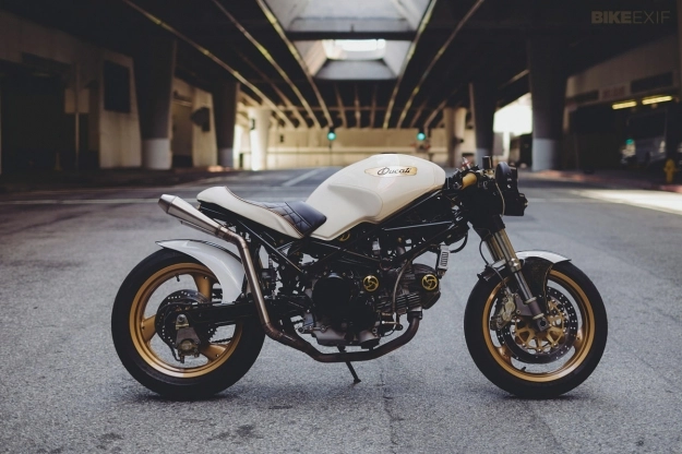 Ducati monster 750 độ hầm hố của một nữ biker viết báo - 5